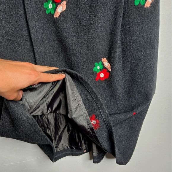 Veeko Embroidered Floral Wool Blend Sleeveless Dress A Line Mini Size US 4 | 34 - Picture 8 of 12